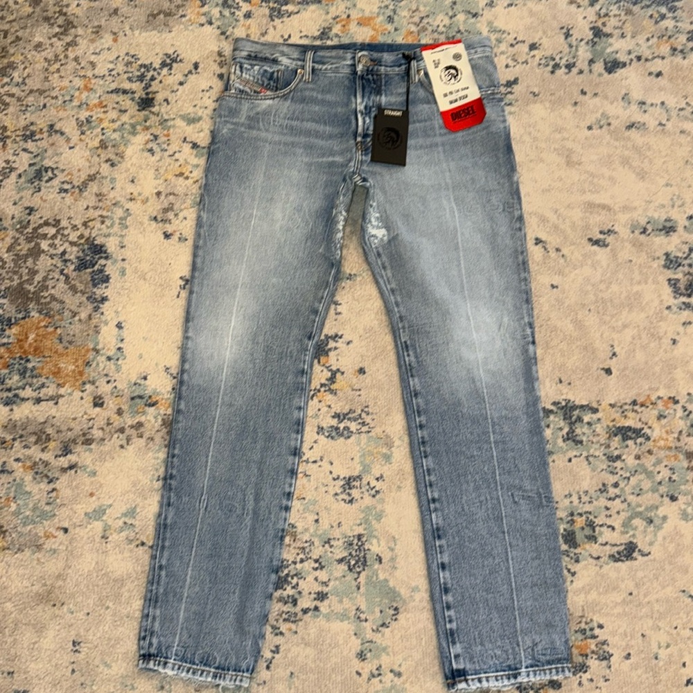 NWT! Men’ Diesel D-Kras Slim Jeans, 33x30